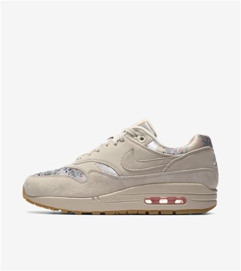 Women's Nike Air Max 1 'Sail & Desert Sand' Release Date